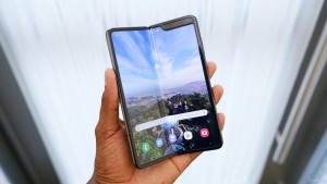 Второе поколение Samsung Galaxy Fold получит фирменный стилус S Pen