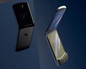 Motorola открыла предзаказ на складной смартфон Motorola RAZR