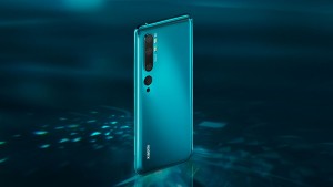 Смартфон Xiaomi Mi CC9 Pro с 108-мегапиксельной камерой упал в цене