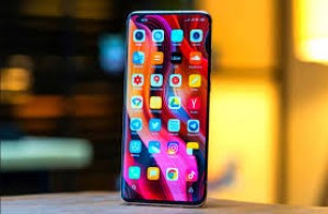 Xiaomi Mi 11 поступит с изогнутым дисплеем