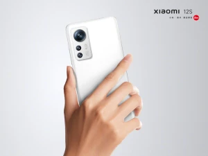 Смартфон Xiaomi 12S подешевел на 65 долларов