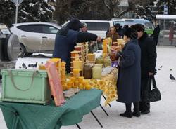 На Масленицу на Театральной площади будут продавать мед