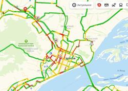 На дорогах Саратова наблюдаются 'пятничные' пробки