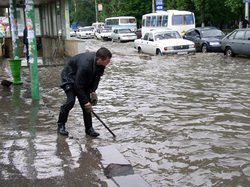 Проблему ливневок в городе надеются решить за федеральные средства