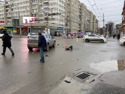 В утреннем ДТП у главпочтамта пострадал мужчина