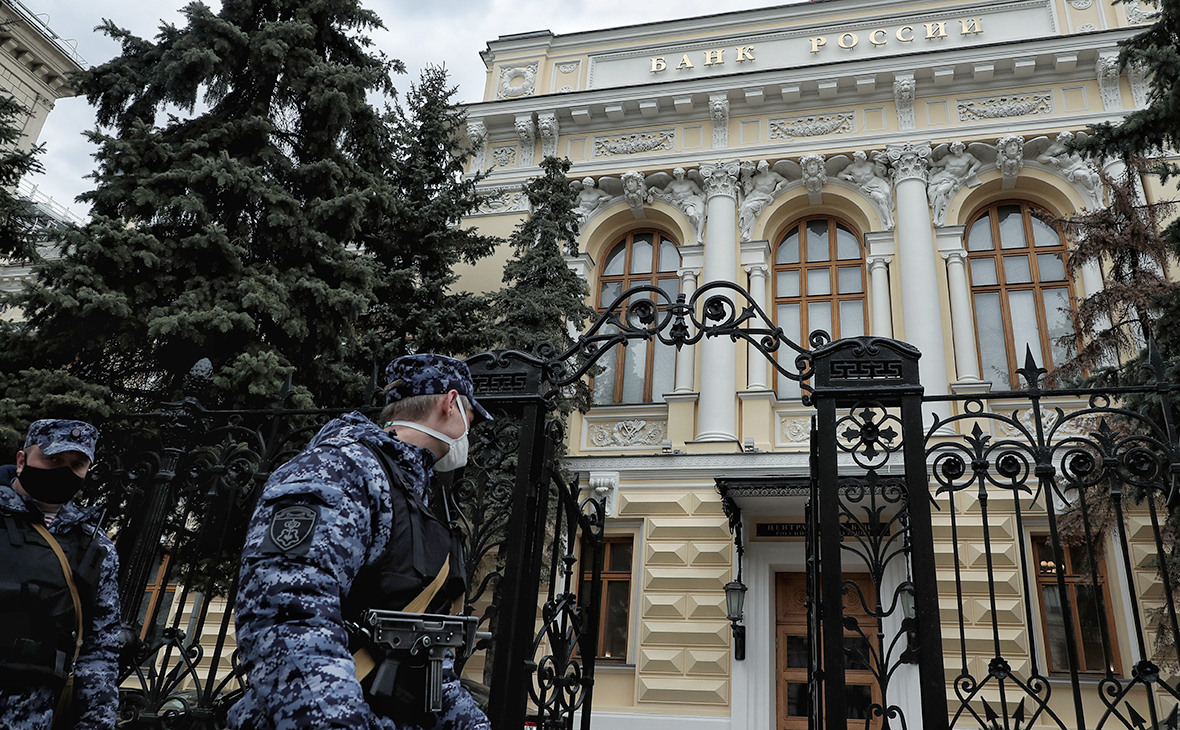 СМИ узнали о просьбе к ЦБ дать сотрудникам МВД доступ к банковской тайне