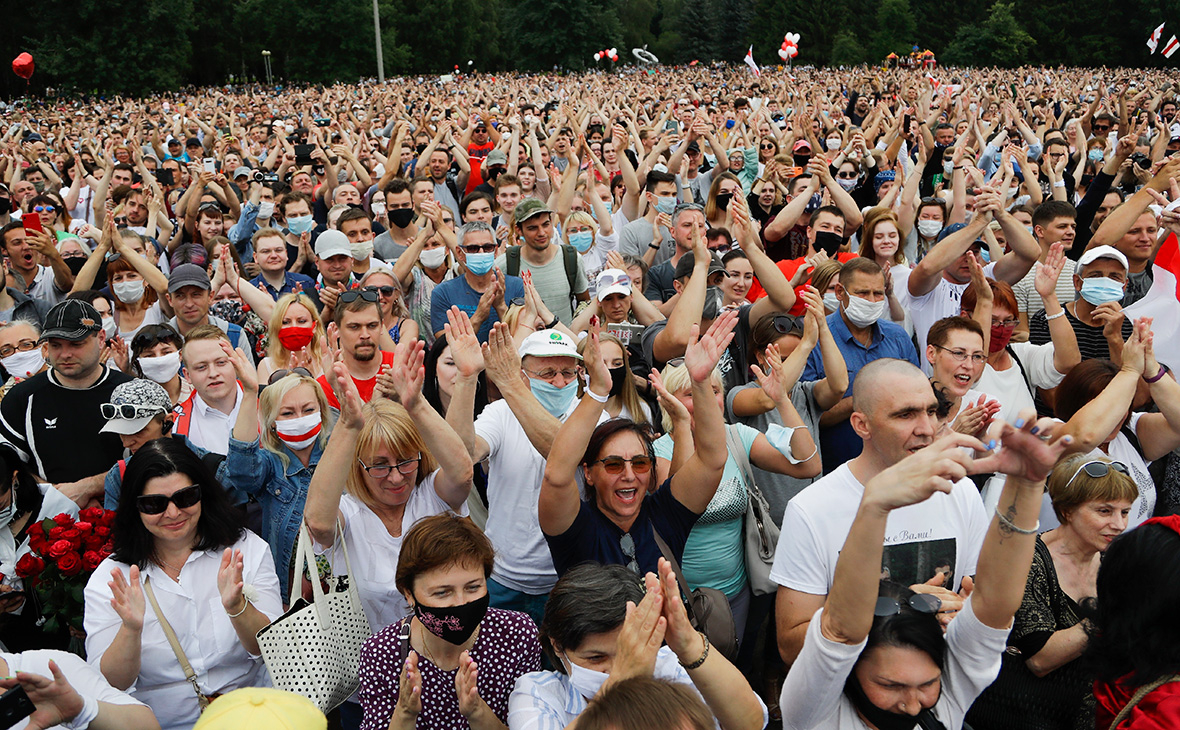 В Минске прошел митинг в поддержку соперницы Лукашенко