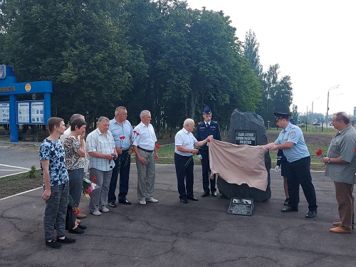 В Курске появился памятник жертвам дорожных аварий