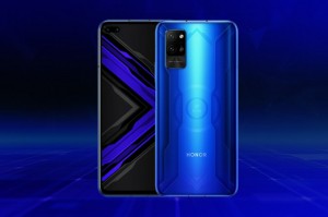 Бюджетный флагман Honor Play 4 Pro получит зарядку на 40 Вт