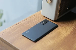 Тонкий смартфон Xiaomi Civi обновили до Android 12