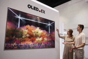 LG Display представил гибкий 42-дюймовый игровой OLED-дисплей на выставке SID 2022