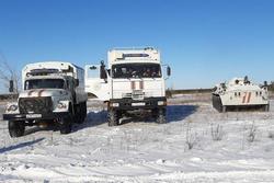 На трассе тренировались спасать людей из снежных заносов