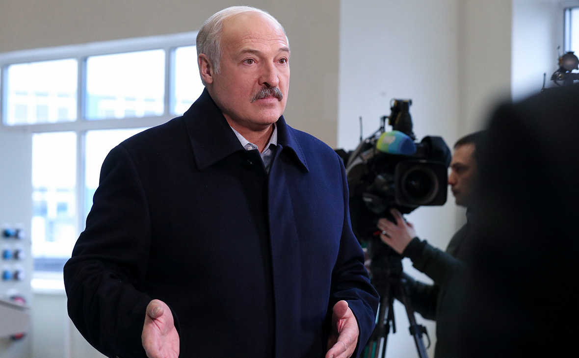 Лукашенко ответил на критику «братьев» за особый путь в борьбе с вирусом