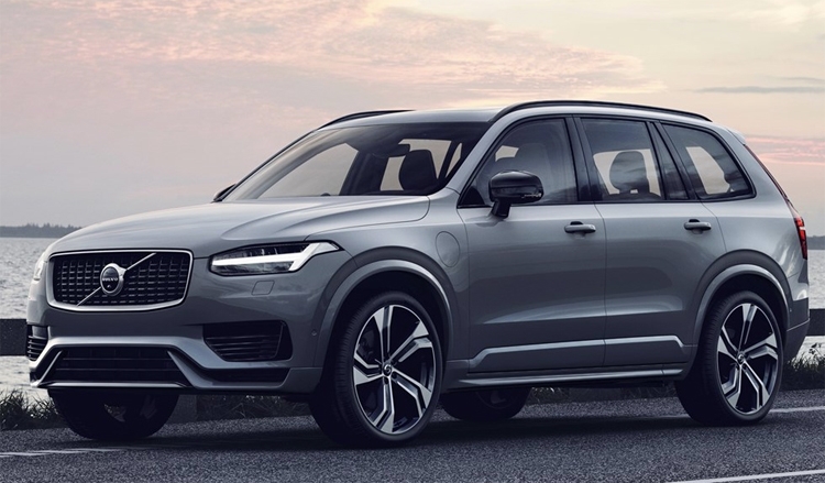 Флагманский внедорожник Volvo XC90 станет электрокаром в 2022 году