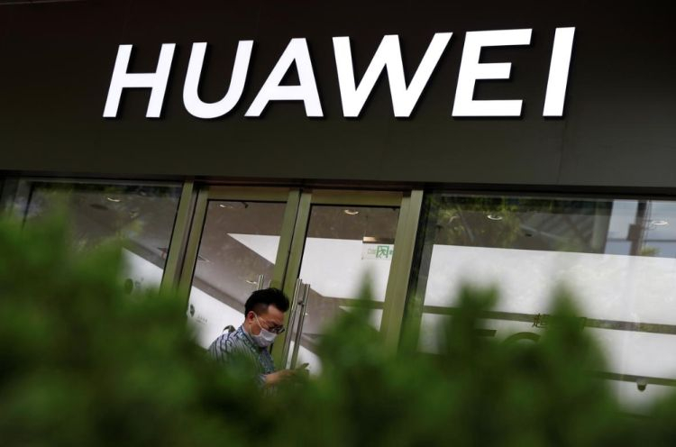 Huawei подготовилась к американским санкциям и планирует быстро найти выход из ситуации