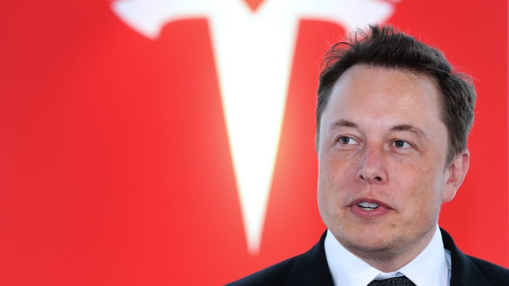 Tesla отложила годовое собрание акционеров