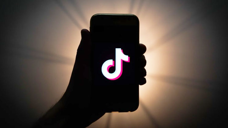 Amazon призвала сотрудников удалить TikTok с телефонов из-за угрозы безопасности