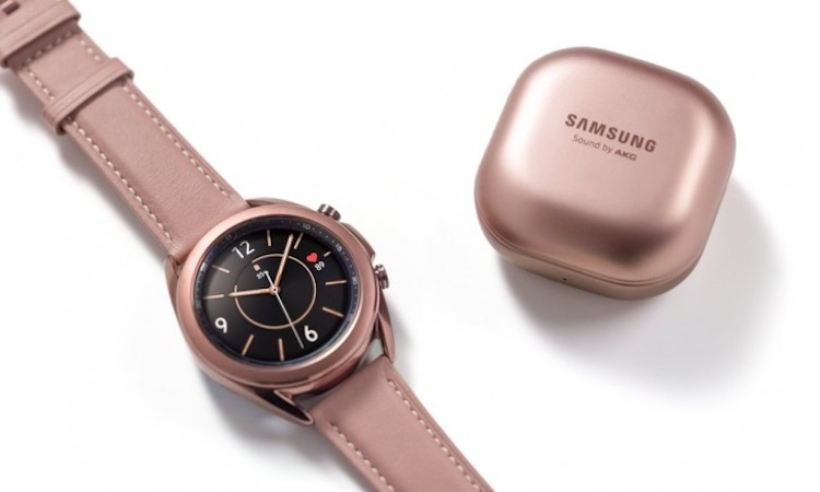 Умные часы Samsung Galaxy Watch 3 и наушники Buds Live продаются в три раза лучше предшественников