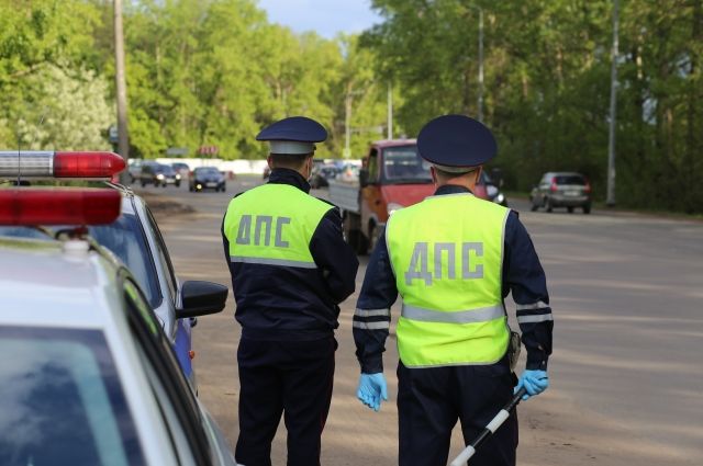 Брянские инспекторы поймали 15 водителей, которые выехали на «встречку»