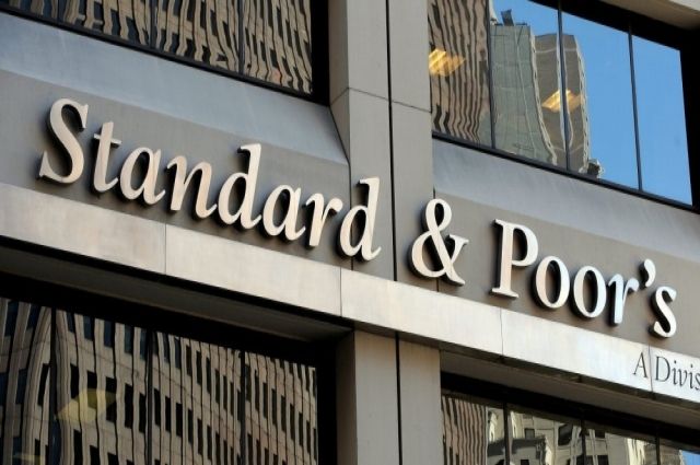 S&P: процентный доход российских банков упадёт до исторического минимума