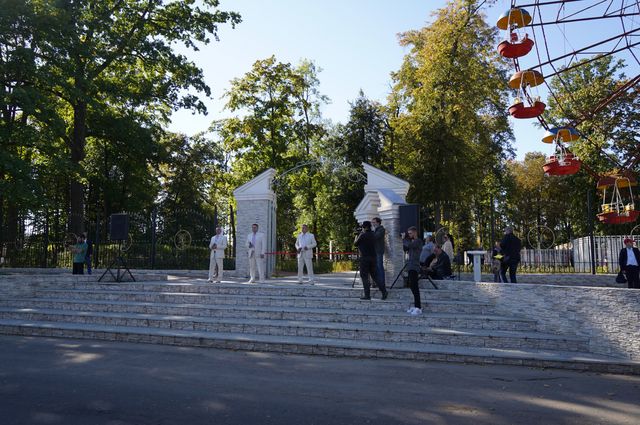 В Новозыбкове открылся обновленный городской парк