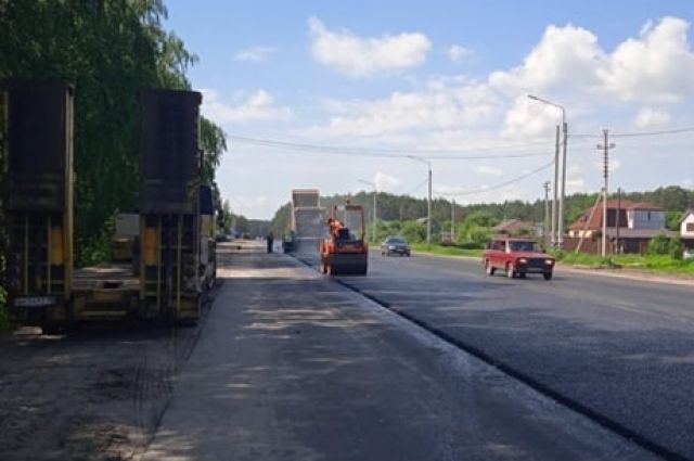 Свежий асфальт появился на автодороге Брянск-Дятьково-Калужская область