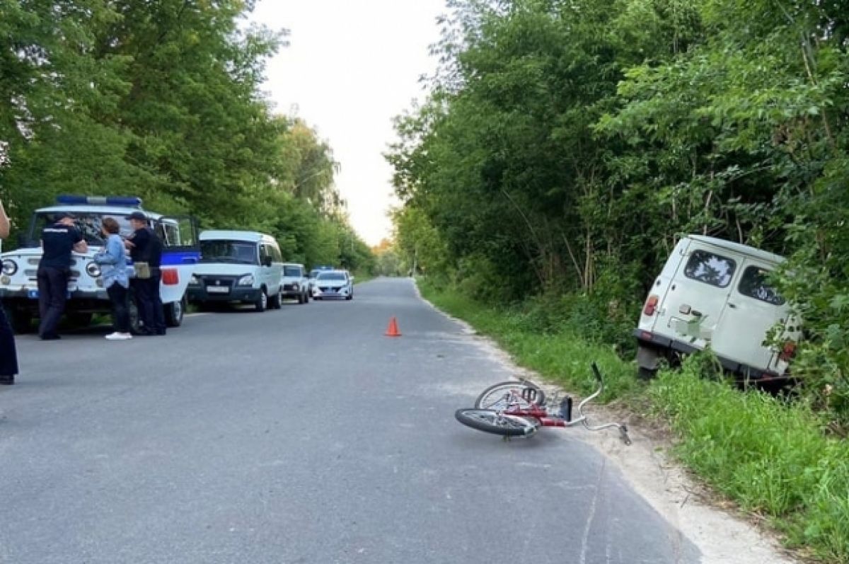 Семилетняя девочка попала в больницу после ДТП в Погарском районе