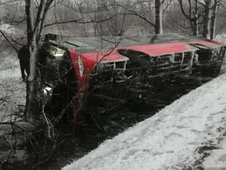 На Сахалин в кювет слетел рейсовый автобус