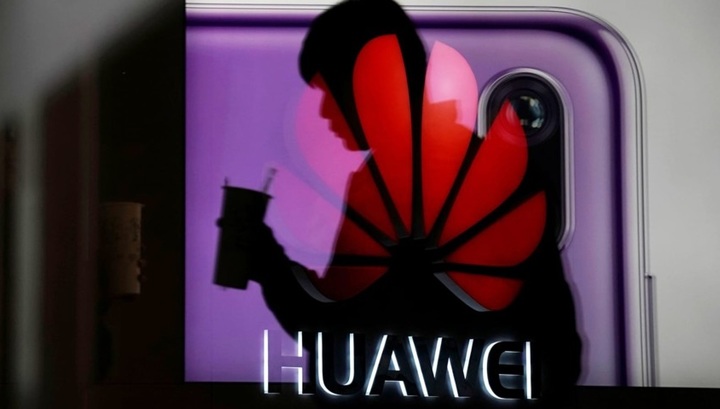 В чипах Huawei нашли бэкдор