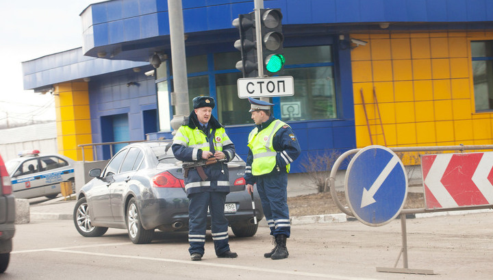 На въездах в Москву поставили ОМОН