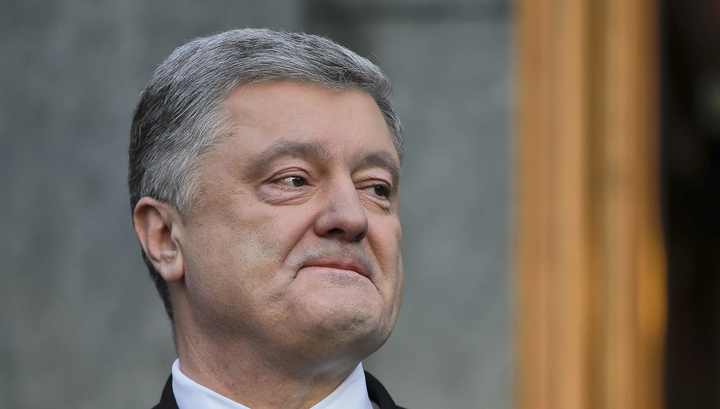 Порошенко не явился на допрос, его картины арестовали