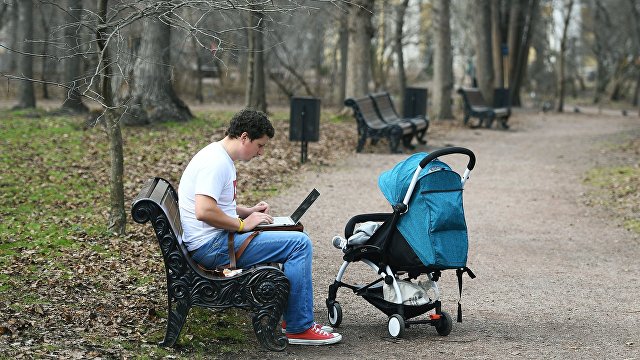 Россияне хвалят Швецию: отцы хотят в декрет (Svenska Dagbladet, Швеция)