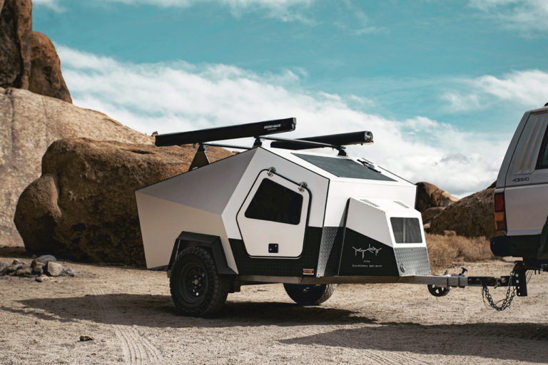 P17X EXPLORER — кемпинг-трейлер в стиле Tesla Cybertruck