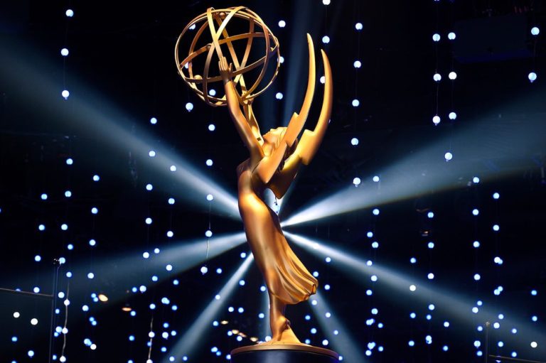 Все победители и номинанты премии EMMY 2022: «Тед Лассо» и «Белый Лотус» на коне!