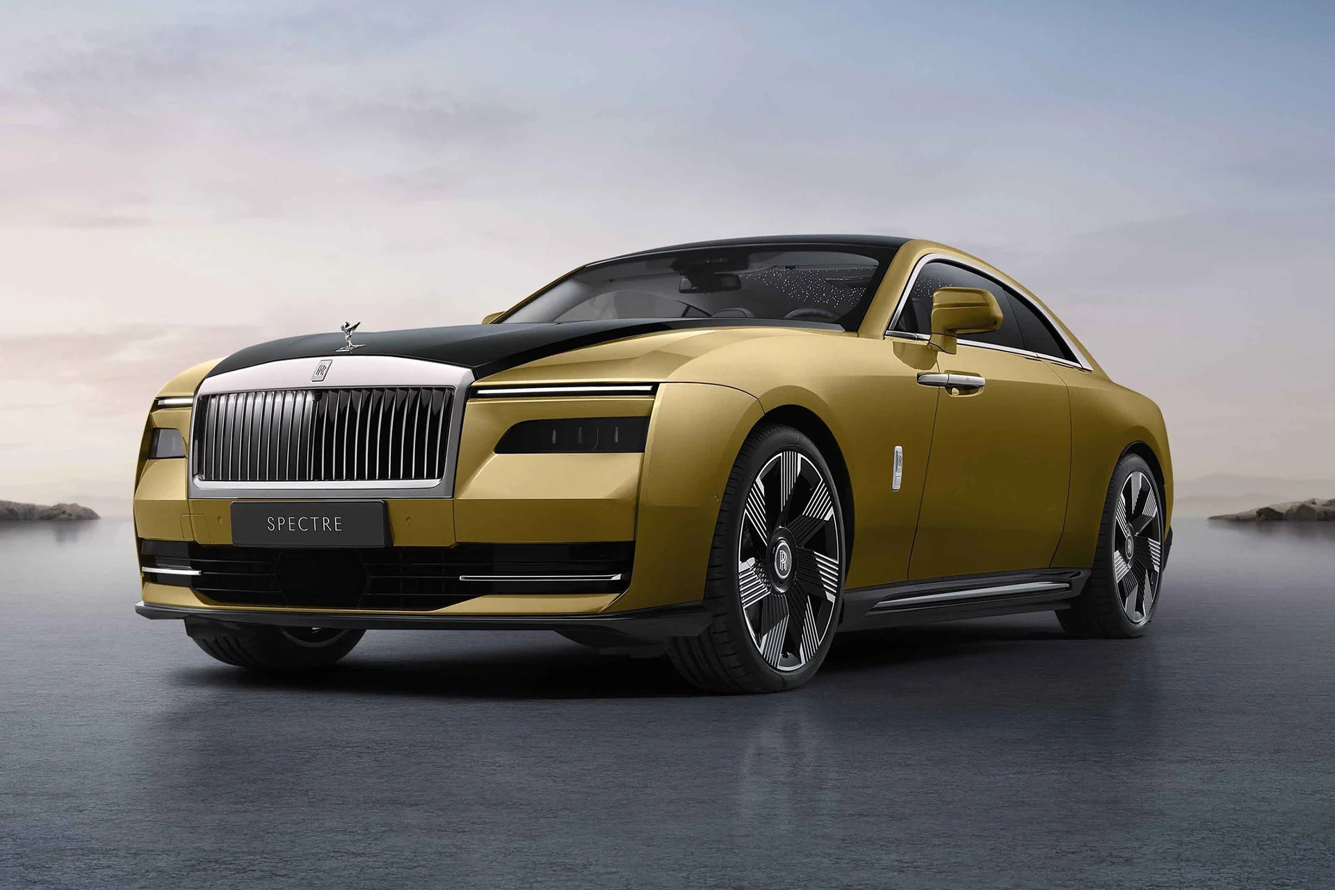 Представлен первый электромобиль от Rolls-Royce – купе за 413 500 долларов