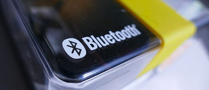 Все современные смартфоны можно прослушивать через Bluetooth. Исправить это невозможно