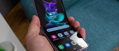 Samsung лишает гарантии дорогущий смартфон, если уронить его на подушку