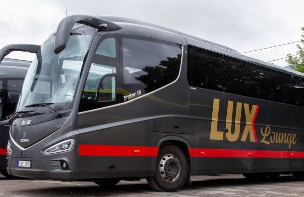 Автобус питер таллин. Lux Express Таллин Санкт-Петербург. Автобус luxeexpress Таллинн СПБ. Lux Express автобусы Санкт-Петербург Таллин.