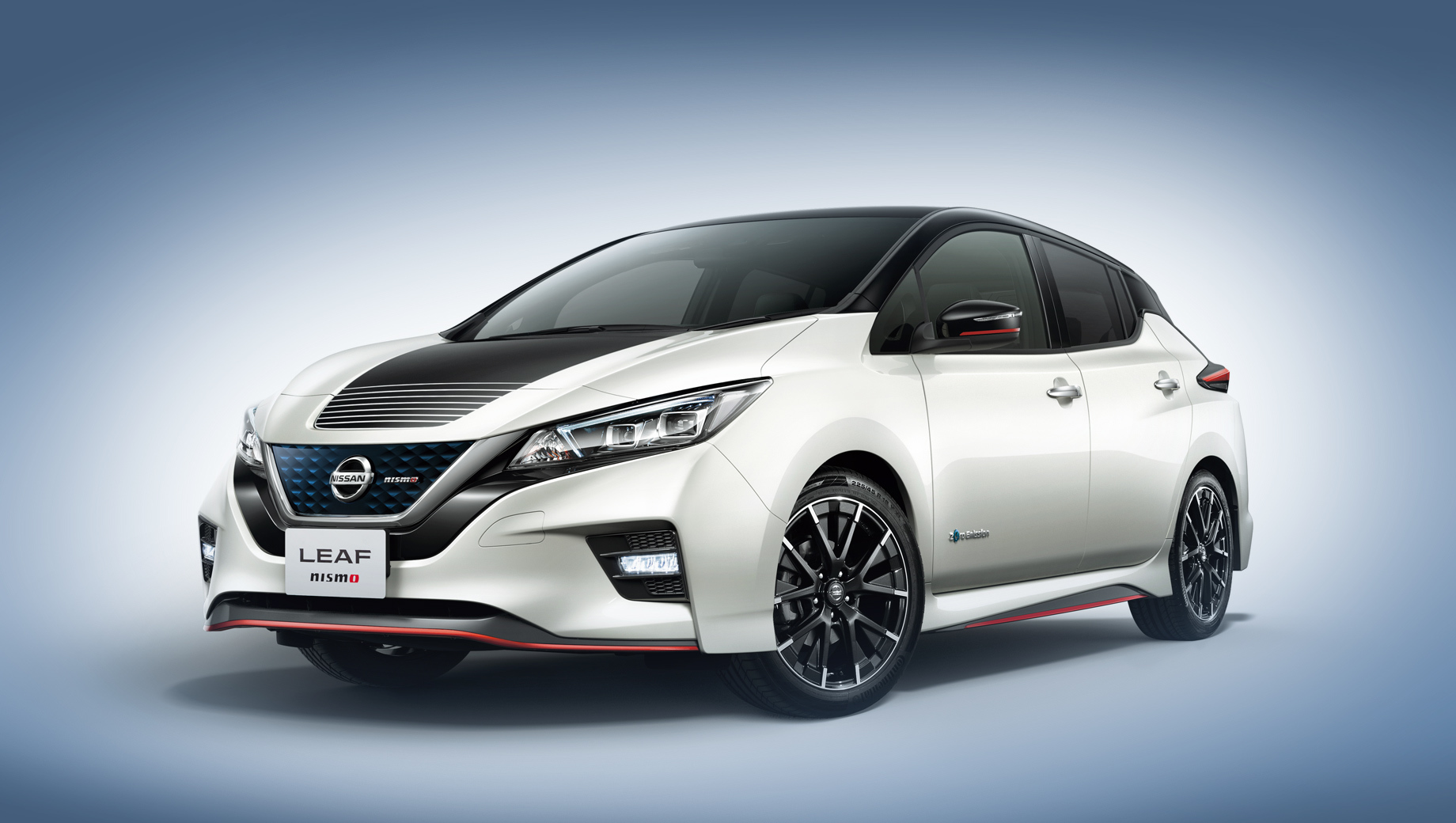 Электрокар Nissan Leaf Nismo стал живее в управлении