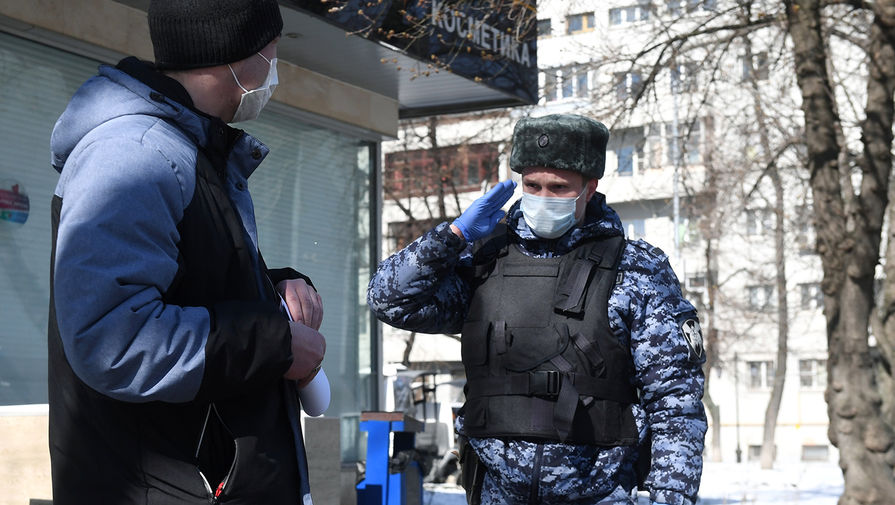 В Москве начнут штрафовать за несоблюдение дистанции в транспорте