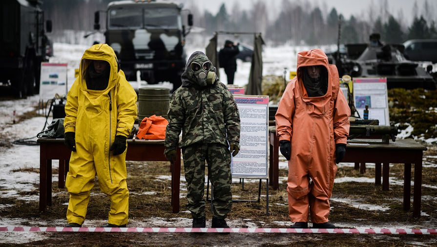 Минобороны Японии пообещало передать Украине костюмы химзащиты и беспилотники