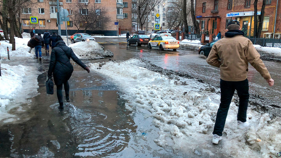 Спрос на резиновые сапоги и галоши для женщин вырос в девять раз