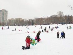 На Камчатке ребенок погиб, съехав с горки и врезавшись в трубу теплотрассы