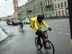 Несколько десятков петербуржцев пытаются через суд оспорить ограничения, введенные в городе из-за пандемии