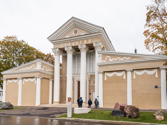 В Москве облачно, температура около нуля