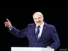 Лукашенко: Меня избрали не для того, чтобы отдавать власть