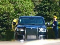 Петербургский депутат предложил отказаться от служебных автомобилей всему аппарату губернатора