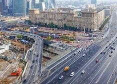 В Москве автомобиль на «встречке» протаранил три машины