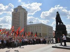 Лукашенко поклялся «даже мертвым» не отдать власть