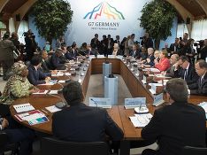 Германия не поддерживает идею возвращения России в G7